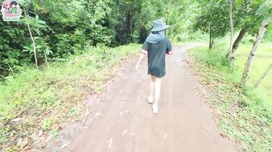 Thai teen shows pink pussy in rice field shocker