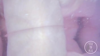 Big underwater Cumshot in the Bathub!