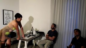 llame unos albaniles para hacer unos arreglos y me los recoji a todos