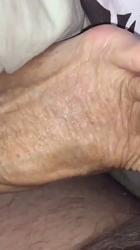 Granny Ann Wants Huge Cum Shot on Hertoes While She Talks Dirty