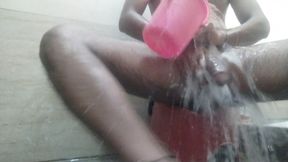 Bathroom viral video deka aur maje karo