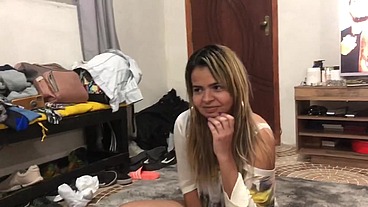 Jogo verdade ou consequência termina em surubao entre amigos