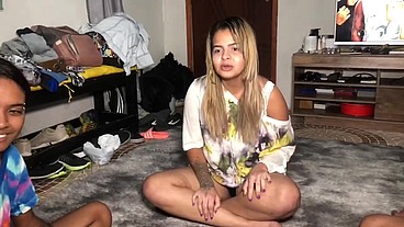 Jogo verdade ou consequência termina em surubao entre amigos