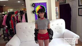 brunette supermodel daphne dare hooks up with bryan gozzling!