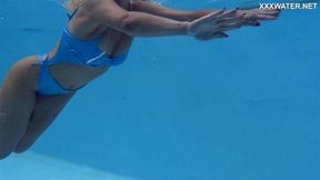 My favorite milf Emily Ross in the pool