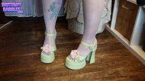 IRL ASMR Shoe Try On (Sugar Thrillz) [Soft Spoken] [Foot Fetish] [Painted Toes] [Calling You Puppy] [MILF Mentions] [Tattoos] [Nylons] [Stepping on You] [Mini Person] [Nylons] [Stockings] [Lotion] [20mins]