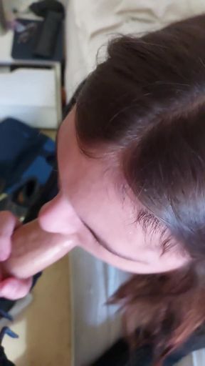 German Amateur Gets Fucked in Doggystyle and Punched by Her Boyfriend