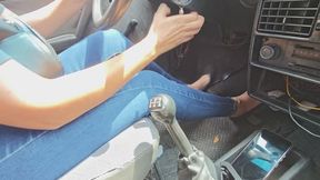 Problems driving the weak Fiat while wearing flats