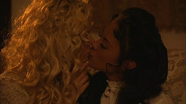 Purefilmstv - Carmen Luvana in a lesbo date