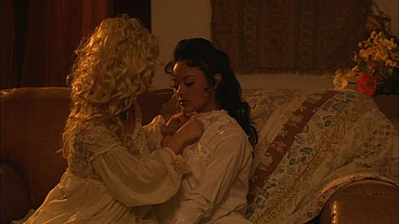 Purefilmstv - Carmen Luvana in a lesbo date