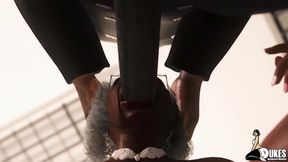 Church lady sucks off the pastor