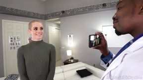 BBC Slut Sidra Sage wants double penetration with doctors