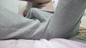 Mert bursa lifts his tool without taking it off