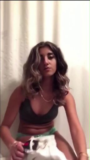 Trans porn star enjoys a solo blowjob