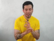 Joven Twink dotado de 21cm penetra al señor maduro taquero en la bodega de salsas! Relato sexual