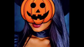 BRUXINHA RABUDA SENTANDO NA VASSOURA