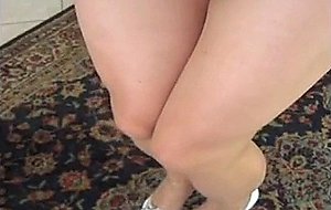 Solo tranny spitting spunk after wanking