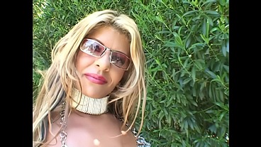 Rio Mariah fucked in a double penetration (HD scene)