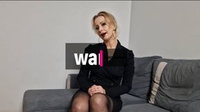 Wanilianna pantyhosed and horny - medium resolution