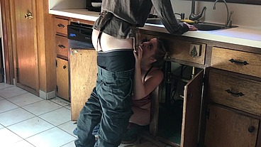 Lucky plumber fucked by teen - Erin Electra