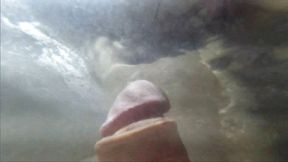 Sucking dick underwater!!!!