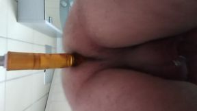 A quick anal sessionpreparation for the weekend ahead
