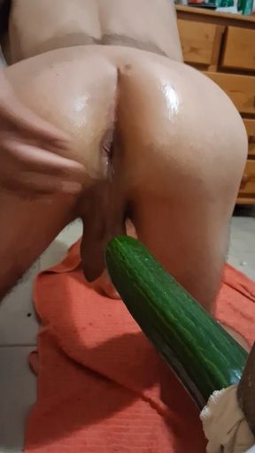 i love play with cucumber