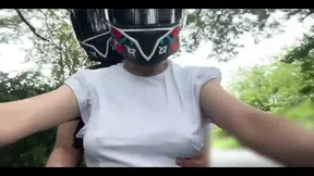 Two hot babes share lucky guy in FFM threesome