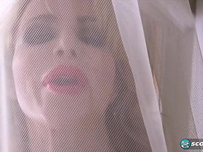 Danielle Derek In Tits Still A - Poppin