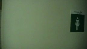 twink asiat fuck by 2 guy in toilett public