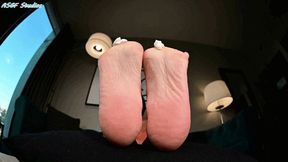 Jen cute soles back, lotion bath - MOV