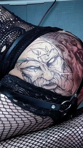 Tattooed Trans Sitting on a Huge 30 Cm X 9 Cm Dildo