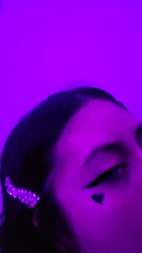 Beautiful *** Dherlydoll Gives Me a Delicious Deepthroat Blowjob and Sloppy Cumshot in Her Mouth!