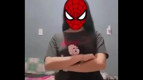 Pendejita moviendo el culito