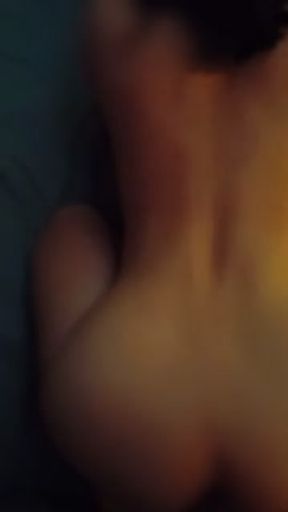 [Japan] A beautiful-assed female college student is embraced by her teacher and begs to become pregnant.