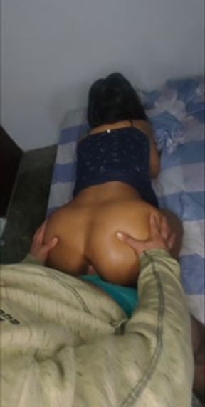 Colombian slut with huge ass goes crazy for anal