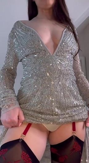 Elegant Lady Makes You Wank for Upskrt