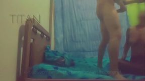 Cuando la chica te deja venirte en sus tetas: EXCELENTE SERVICIO