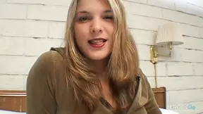 Facial CUMSHOT - Hot girl gets covered in jizz