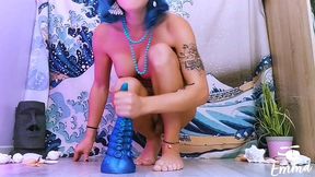 tgirl emma vai takes a huge dildo deep