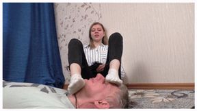 Boy worships her smelly feet when she takes boots off, vf3056x 1080p