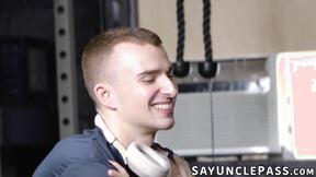 ”Ryan Jacobs loves the sight of Leo Louis dick while working out”