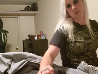 Sexy mother I'd like to fuck seducing step son for hawt joi blowjob joy