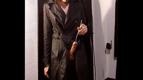 The thief and his weapon!