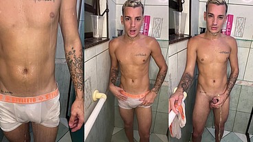Novinho flagrado tomando banho batendo uma até gozar muito