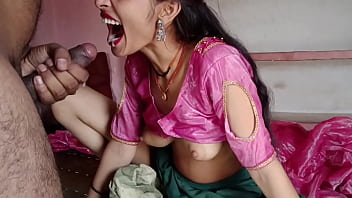 Step sister ko brother ne Ghar jate time par choda