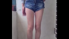 Shemale Ting Xuan Masturbating with a dildo on the balcony