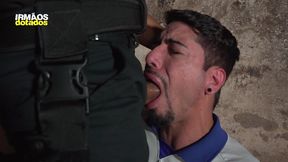 policial safado comeu meu cu