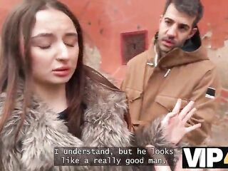 VIP4K. Amber Bloom desires everybody to try her LARGE BOOBS