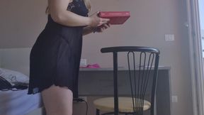 Hot blonde cleans her desk, but she gets carried away and does cool things